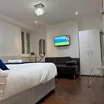 Riverside Haven Room 6